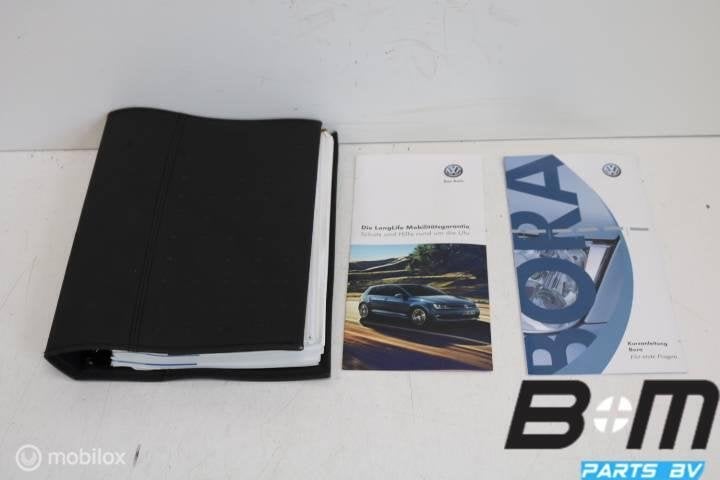 Handleiding + serviceplan Duits VW Bora ., Gebruikt