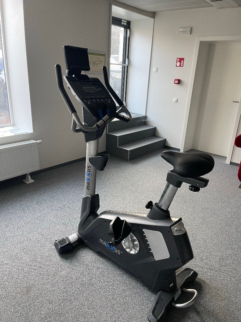 Vélo d'appartement Maxxus avec console, Sports & Fitness, Jambes, Enlèvement, Utilisé, Vélo d'appartement