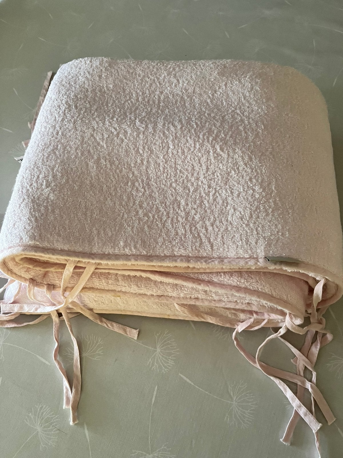 Bedomranding 3.20m op 0.30cm roos bamboe, Enfants & Bébés, Chambre d'enfant | Linge de lit, Enlèvement, Comme neuf
