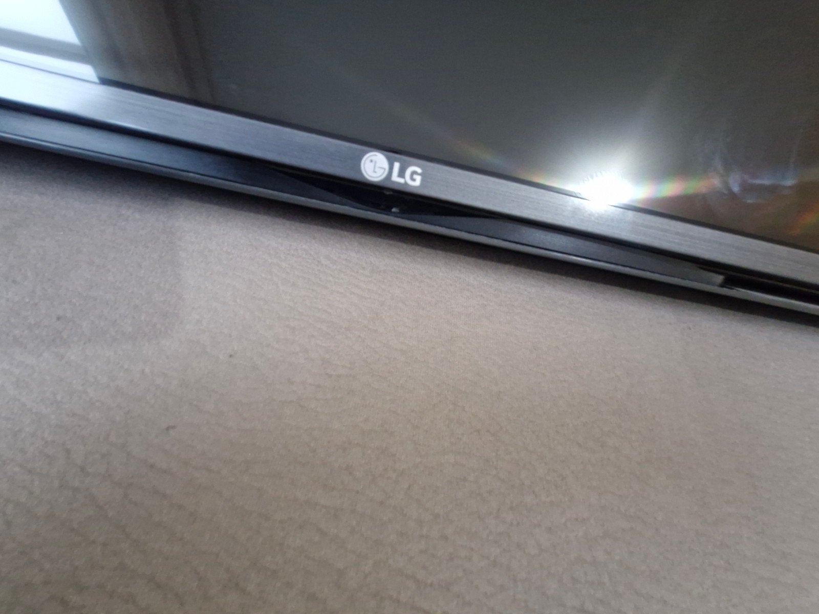 tv lg kapot, Ophalen of Verzenden