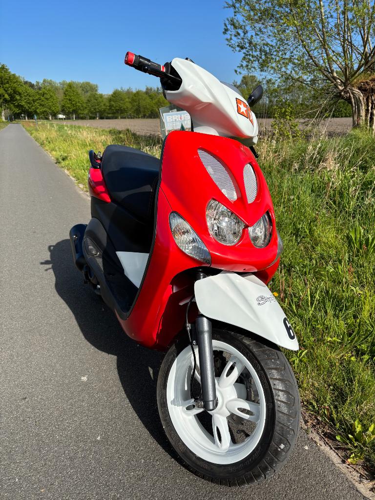 Yamaha Neos 4t neorox look, Vélos & Vélomoteurs, Scooters | Yamaha, 49 cm³, Classe B (45 km/h), Enlèvement, Utilisé