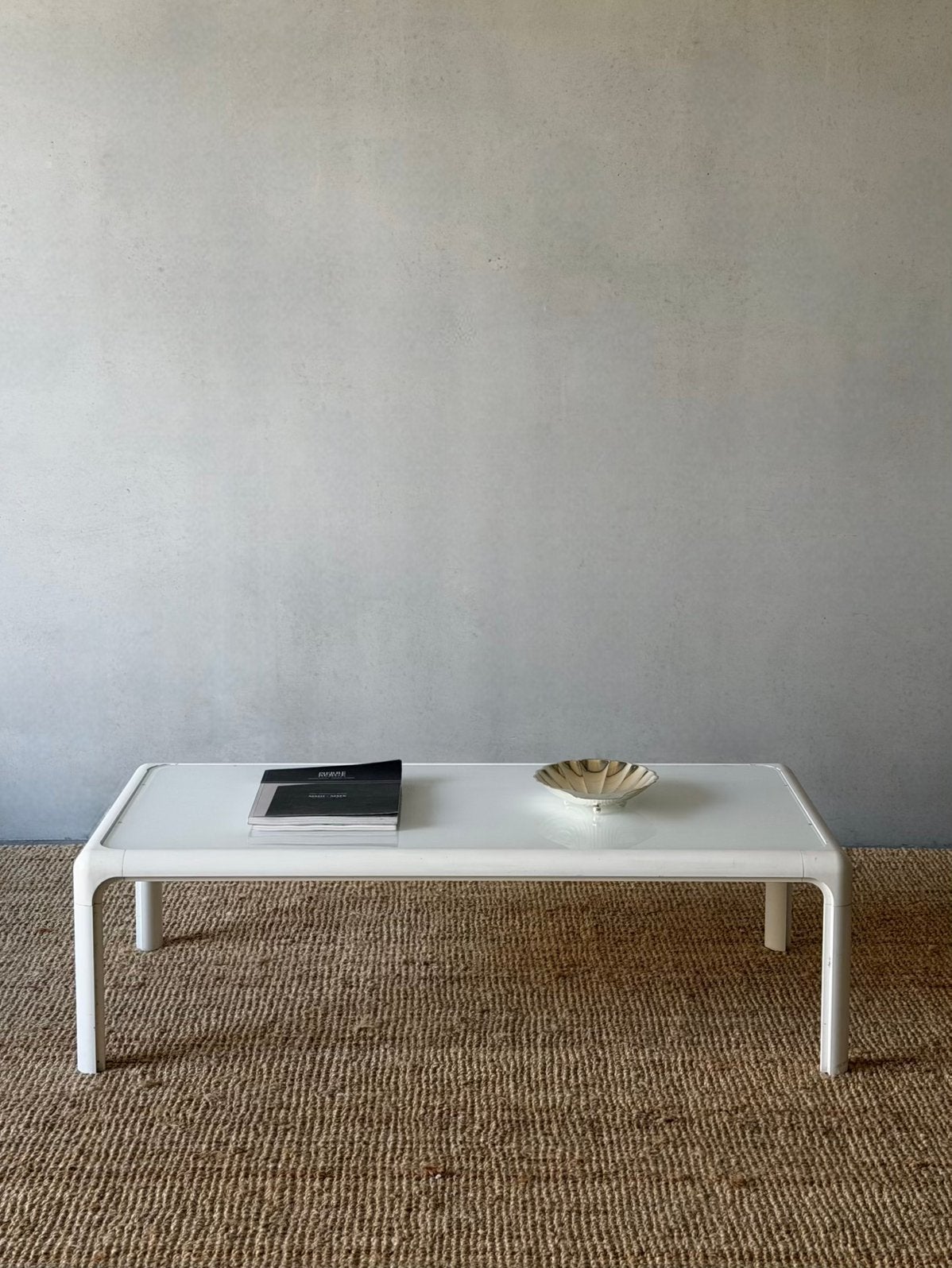 Italiaanse space age witte salontafel, Huis en Inrichting, Ophalen, Zo goed als nieuw