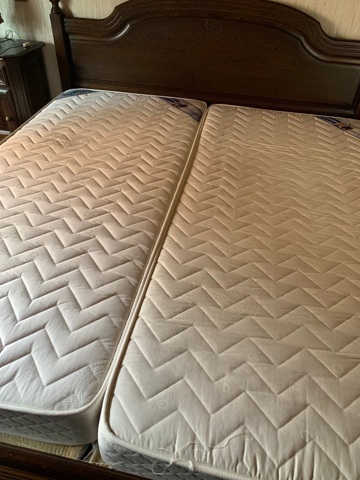 Matras 1 pers.   Als Nieuw. 2 m op 90.   De andere is verkoc, Ophalen, Zo goed als nieuw, Matras