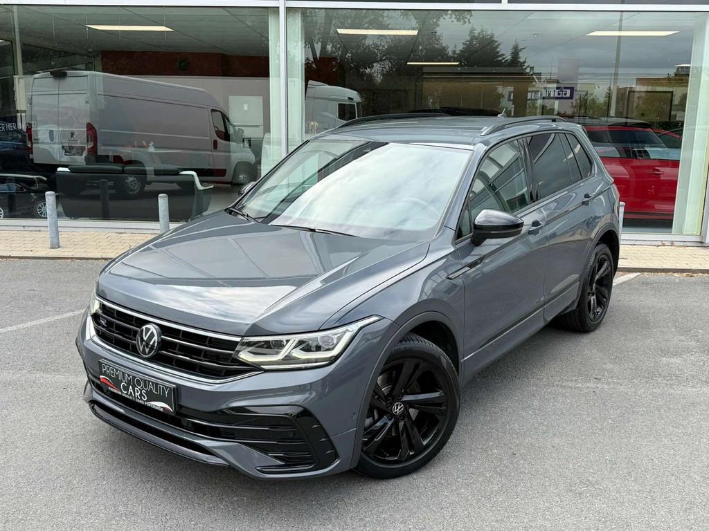 Volkswagen Tiguan 2.0 TSI 4Motion R-Line / CARPLAY / CAM / Z, Auto's, Volkswagen, Automaat, Gebruikt, 4 cilinders, 1984 cc