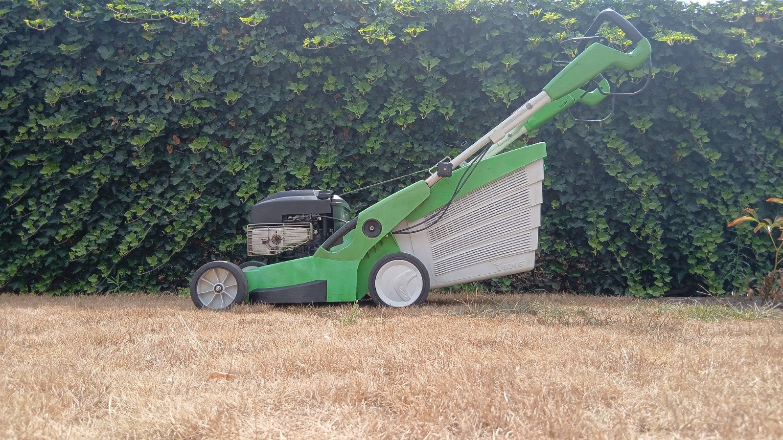 Viking MB 545.0 V Benzine Grasmaaier, Tuin en Terras, Grasmaaiers, Ophalen, Viking, Zo goed als nieuw, Opvangbak