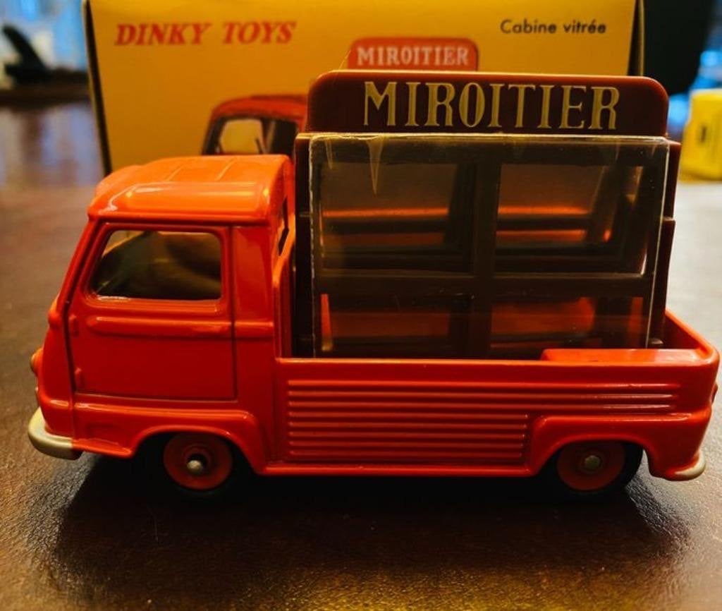 JOUETS ATLAS-DINKY - 1:43 - RENAULT mirottier Vendu, Enlèvement ou Envoi, Neuf, Dinky Toys