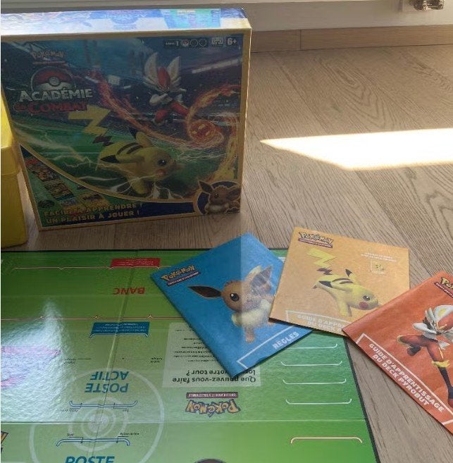Deck Pokemon + cartes, Hobby en Vrije tijd, Verzamelkaartspellen | Magic the Gathering, Ophalen, Zo goed als nieuw, Speeldeck