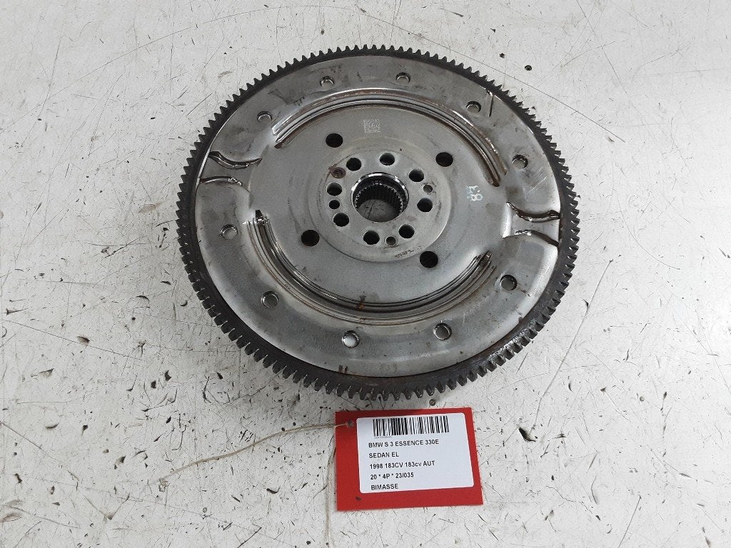 VLIEGWIEL DUBBELE MASSA BMW 3 serie (G20) (945455601), Gebruikt, Mevr. I. Hauben, BMW, Rue de l'Espoir 34 34
4030  GRIVEGNÉE, BE
