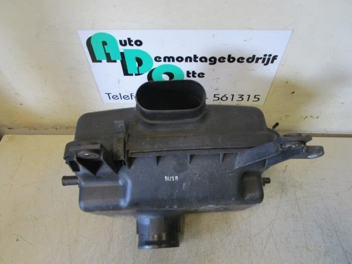 Boîtier filtre à air d'un Suzuki Ignis (Ignis H. 03-), -, 3 mois de garantie, Utilisé, -