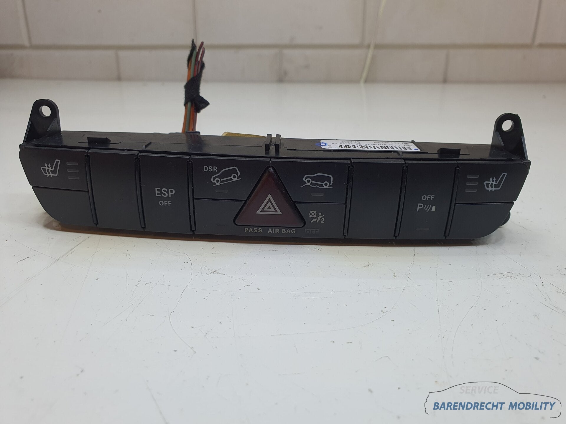 Mercedes W164 ML Klasse bedieningspaneel A1648709910 1687699, Mercedes-Benz AG, Mercedes-Benz, Utilisé, Mercedesstrasse 120
70372  Stuttgart, DE
