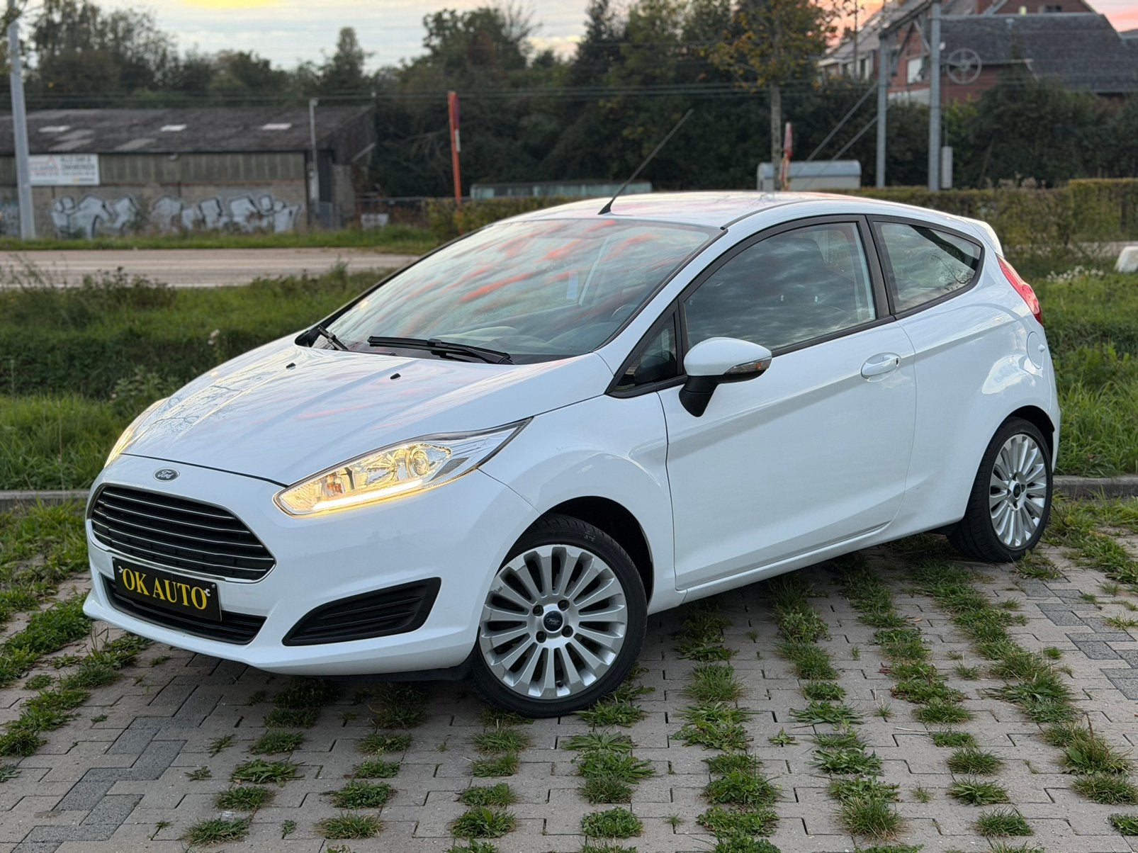 Ford Fiesta 1.25 87.000Km Garantie 12M Euro 6 Led/Airco, Auto's, Voorwielaandrijving, Stof, 4 cilinders, 1249 cc