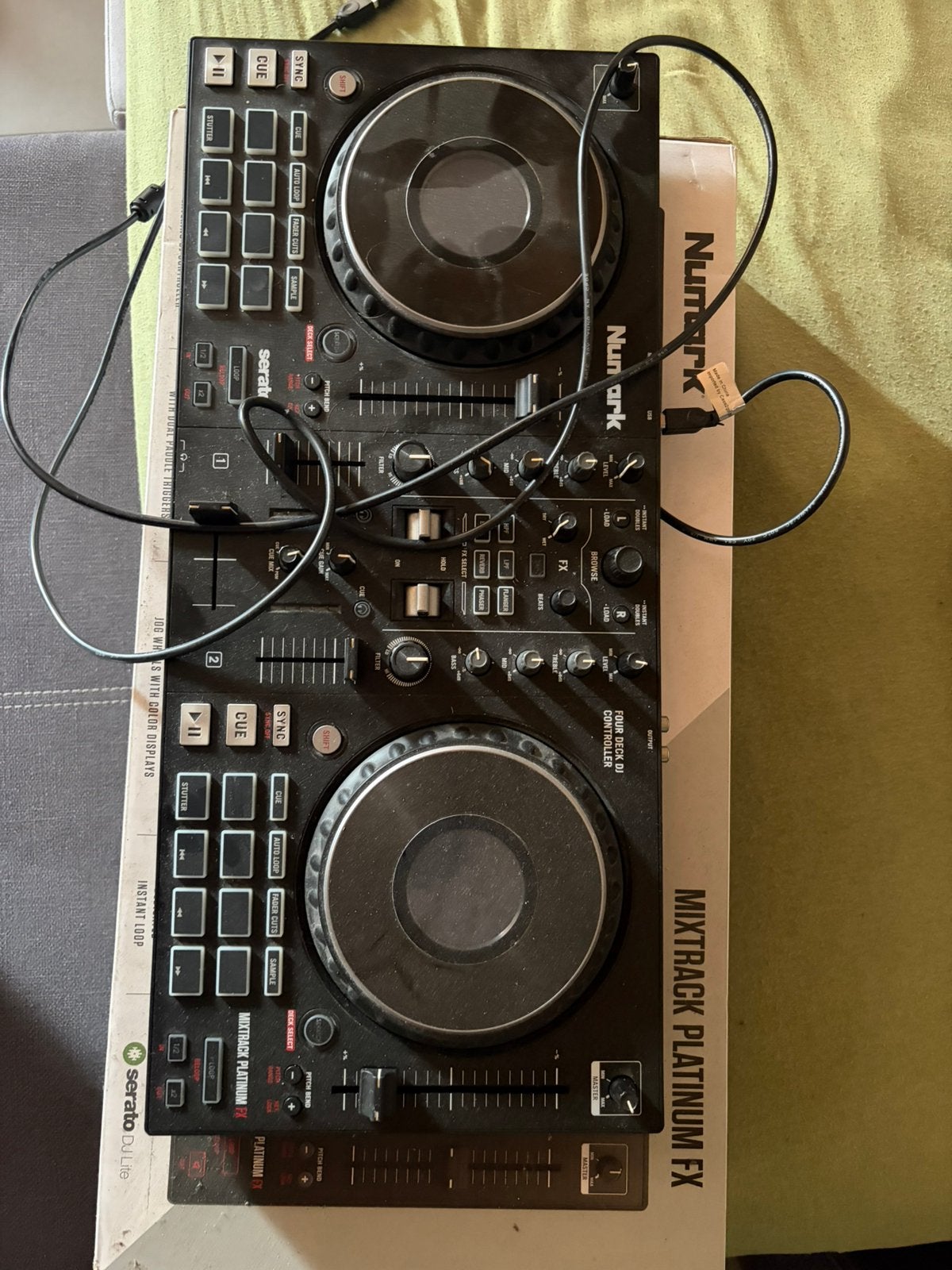 Numark Platinum FX, Ophalen, Zo goed als nieuw, Numark