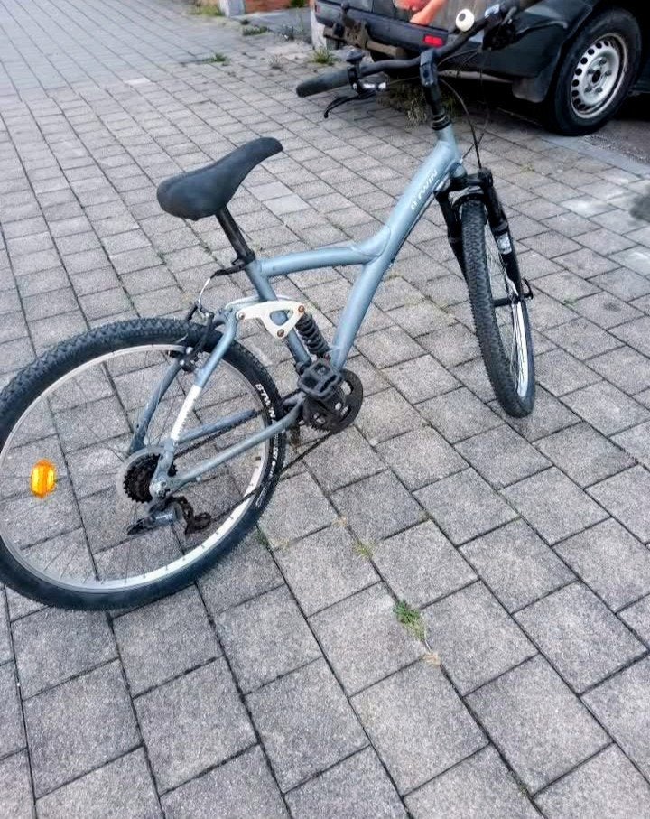 Vtt Btwin full suspendu, Vélos & Vélomoteurs, Enlèvement