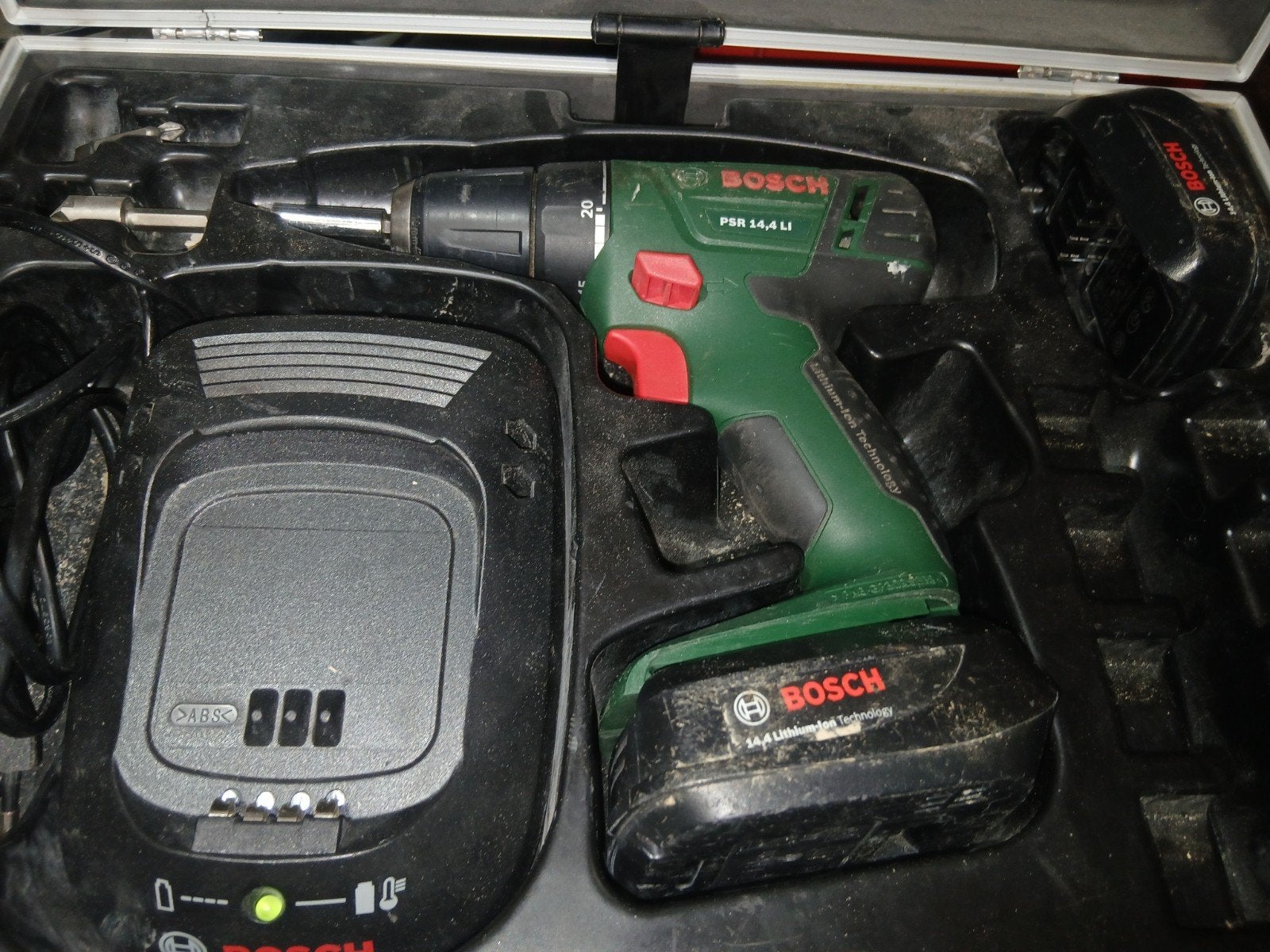 bosch 14.4 Li a réparer, Ophalen