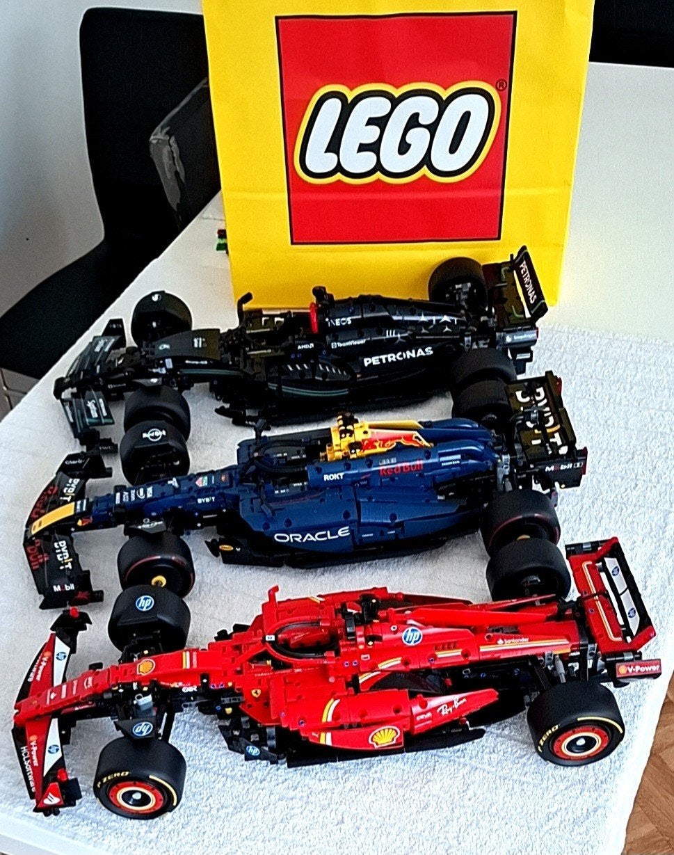 ️ Collection LEGO Formula 1 Officielle – Ferrari + Mercede, Ophalen of Verzenden