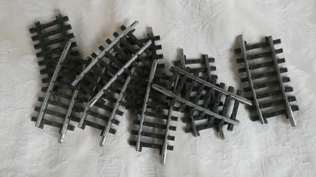 9 rails Märklin 2234., Hobby & Loisirs créatifs, Analogique, Rails, Utilisé, Courant continu ou Courant alternatif