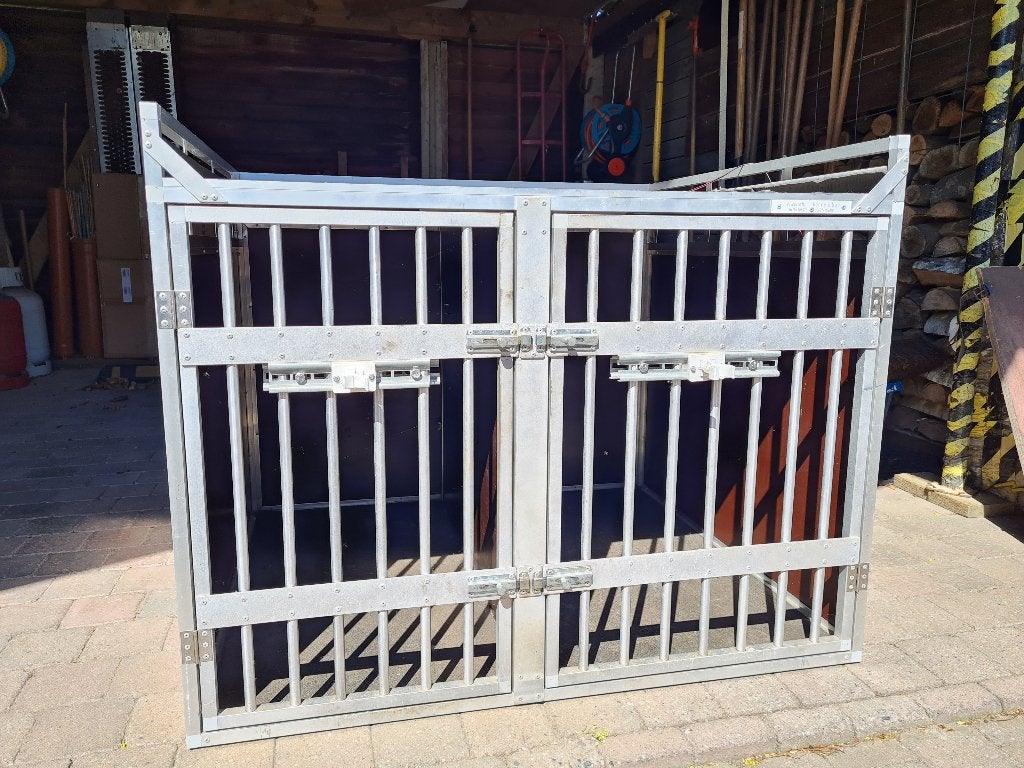 grote hondenbench voor bestelwagen, Animaux & Accessoires, Caisses pour chiens, Utilisé, Enlèvement