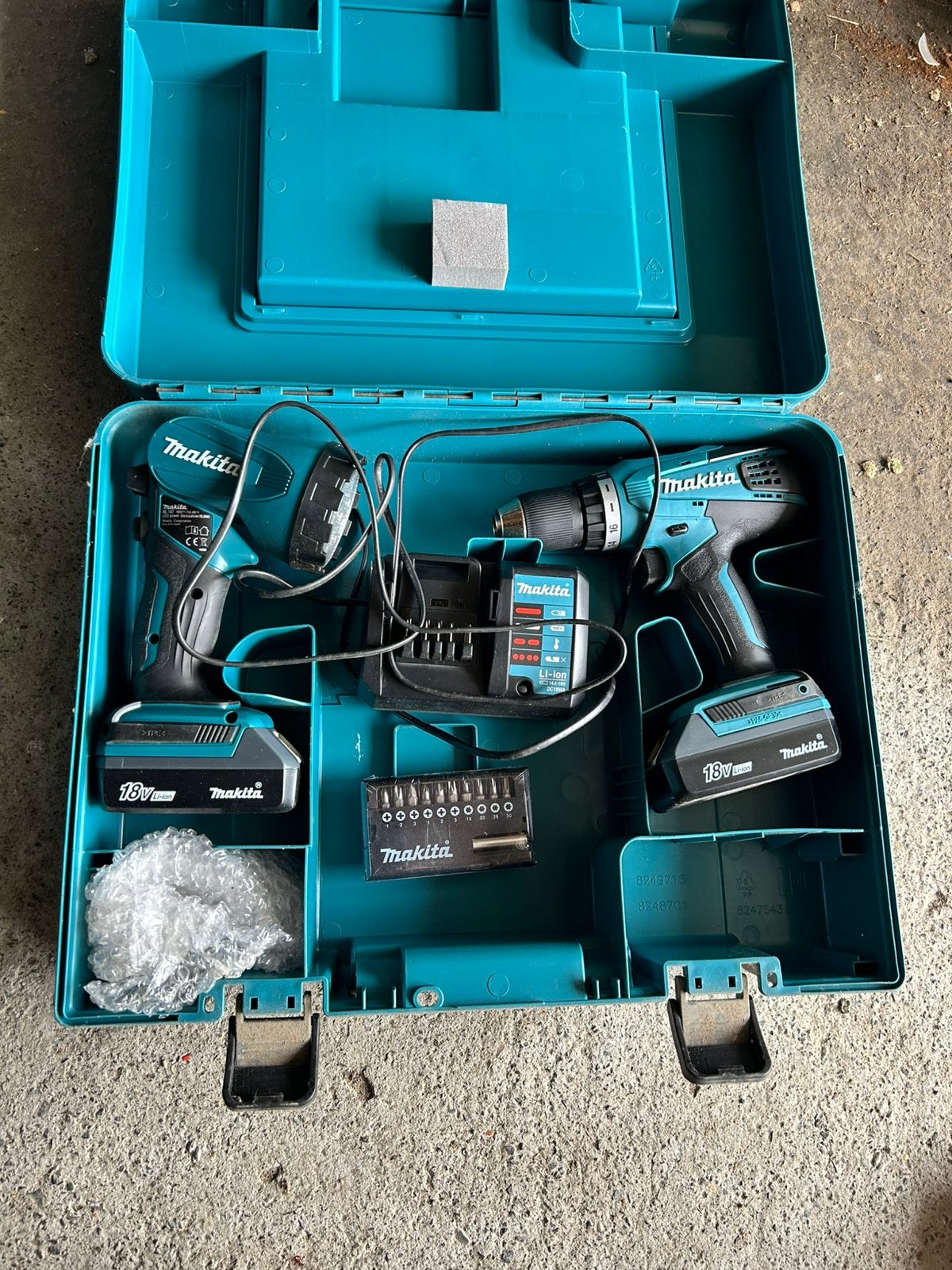 Perceuse visseuse makita avec lampe, Zakelijke goederen, Machines en Bouw | Overig, Ophalen