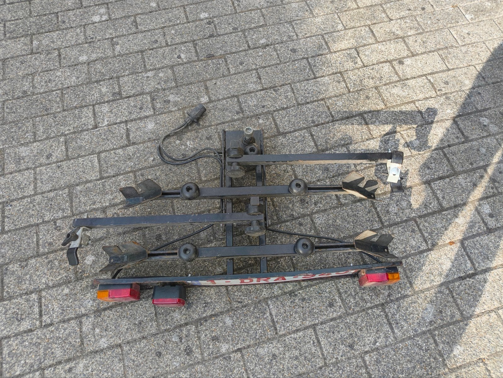 porte-vélos pour 2 vélos., Autos : Divers, Porte-vélos, Support d'attelage, 2 vélos, Enlèvement, Utilisé