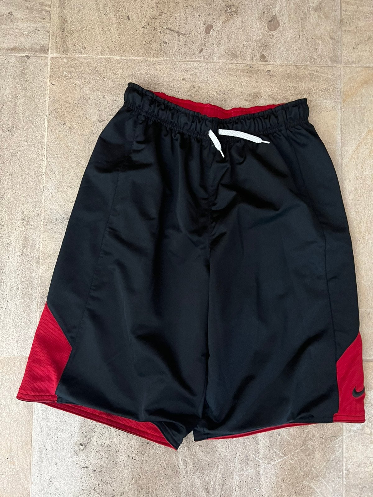 Reversibel sportbroek Nike 14 jaar, Ophalen, Zo goed als nieuw, Jongen of Meisje, Sport- of Zwemkleding