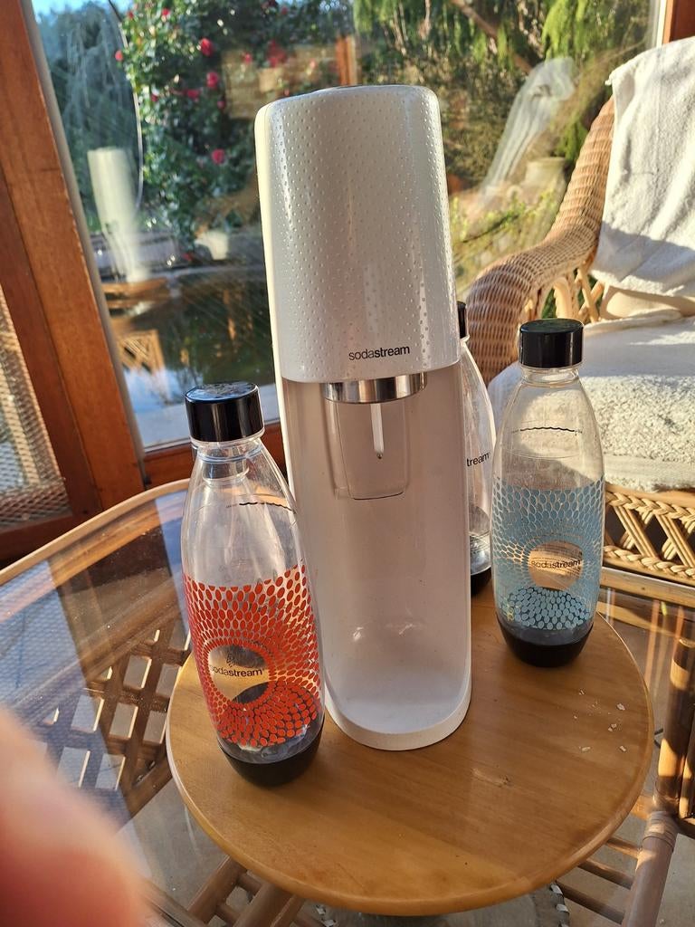Sodastream + 4 bouteilles, Electroménager, Enlèvement