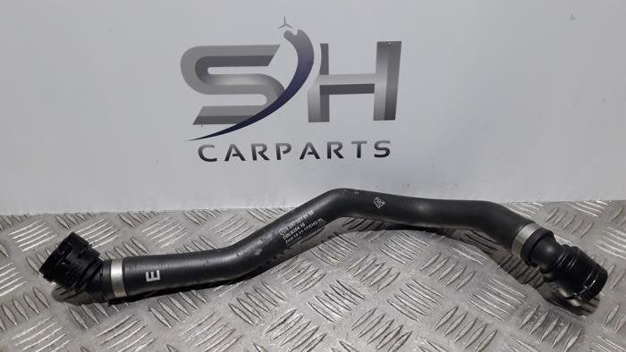 Tuyau radiateur d'un Mercedes A-Klasse, 3 mois de garantie, Utilisé, -, -