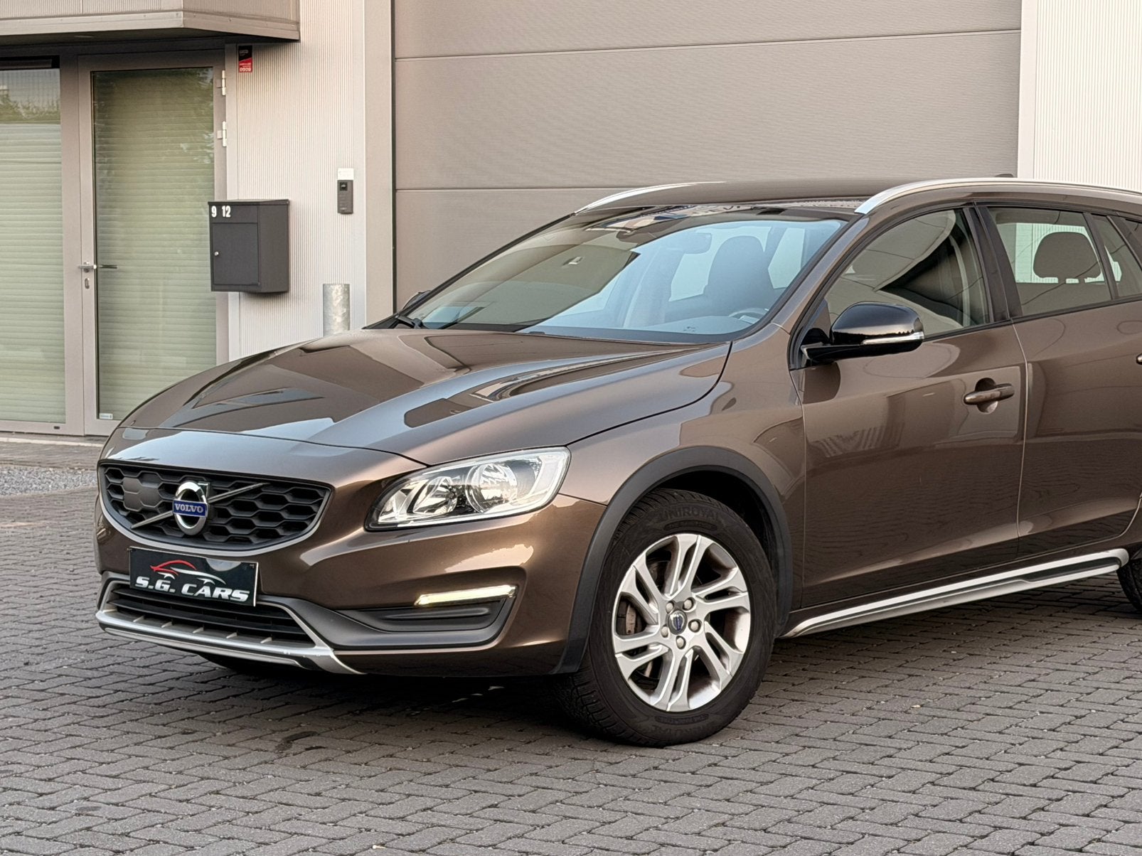 VOLVO V60 CROSS COUNTRY 2016 EURO6B 2.0 DIESEL 265.000KM, Auto's, Euro 6, 6 deurs, Te koop, V60