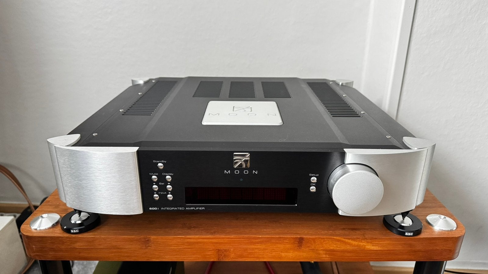 Moon by Sim Audio 600i v1, Enlèvement, Utilisé, 120 watts ou plus, Autres marques