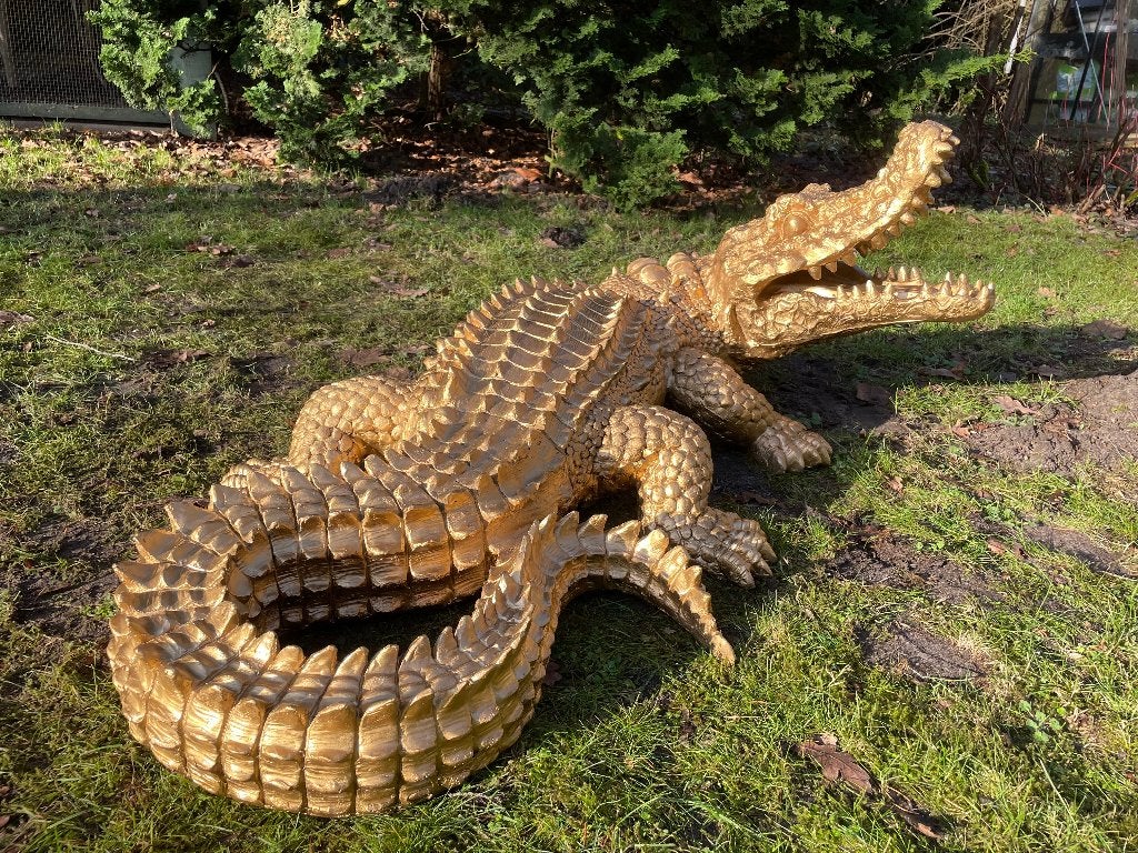 Beeld krokodil goud, tuin, zwembad, vijver, boerderij 125cm, Tuin en Terras, Ophalen, Nieuw, Kunststof, Dierenbeeld