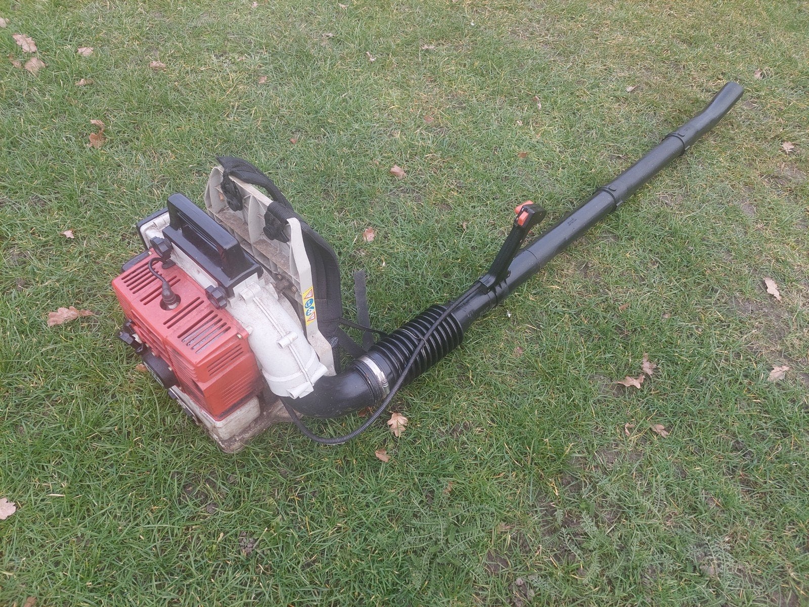 Stihl bladblazer, Jardin & Terrasse, Enlèvement, Utilisé, Essence, Stihl