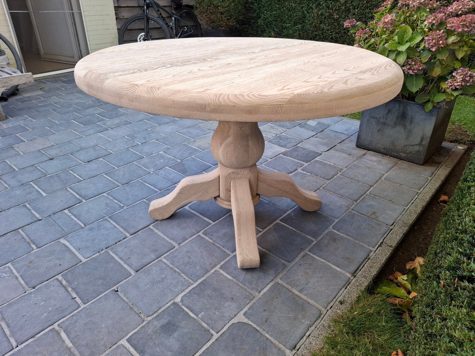 Volledig massief eiken ronde eettafel. Geluchtgomd., Ophalen of Verzenden