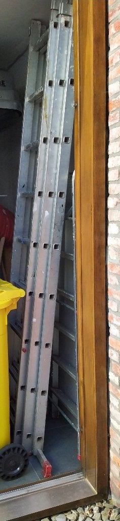 TE KOOP - LADDER - reformladder aluminium + stabilisator, Doe-het-zelf en Bouw, Ladders en Trappen, Ophalen, Gebruikt, Ladder