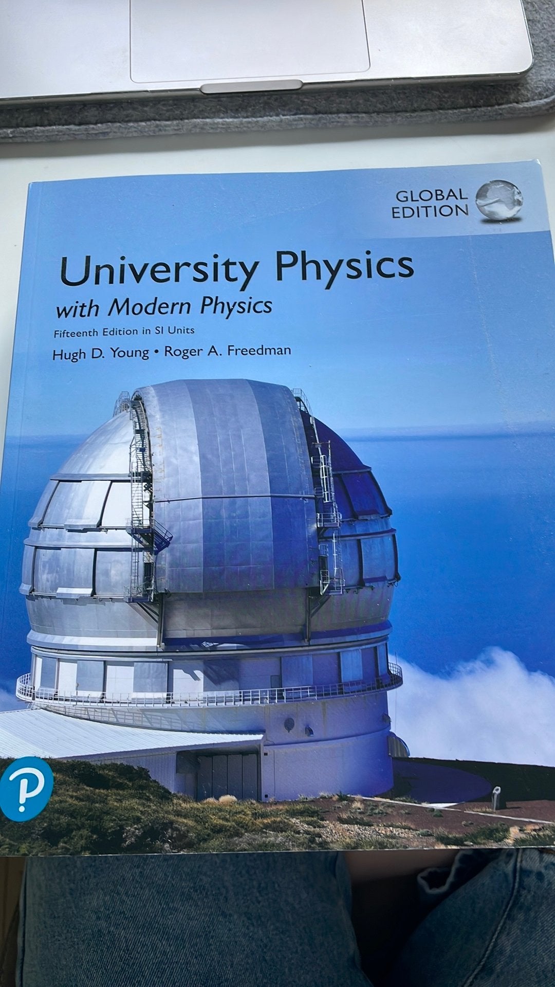 university physics with modern physics, Boeken, Ophalen of Verzenden, Zo goed als nieuw