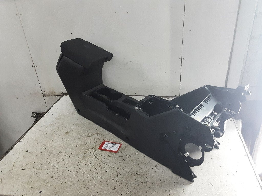 MIDDENCONSOLE Dacia Duster (DJF) (01-2023/-), Dacia, Gebruikt, Mevr. I. Hauben, Rue de l'Espoir 34 34
4030  GRIVEGNÉE, BE