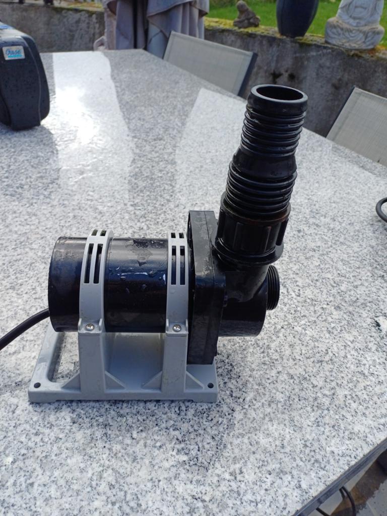 Vijverpomp  messner 10000l, Ophalen, Vijverpomp