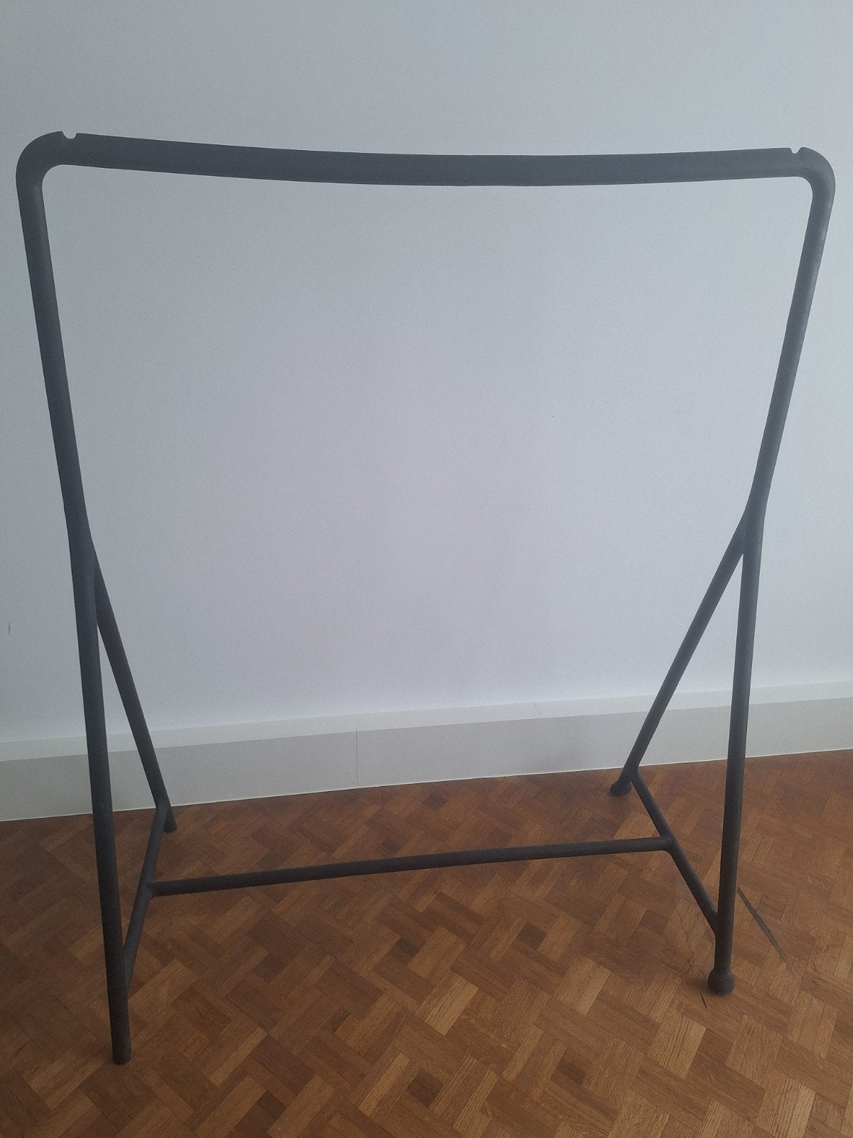 Ikea kledingrek, Ophalen