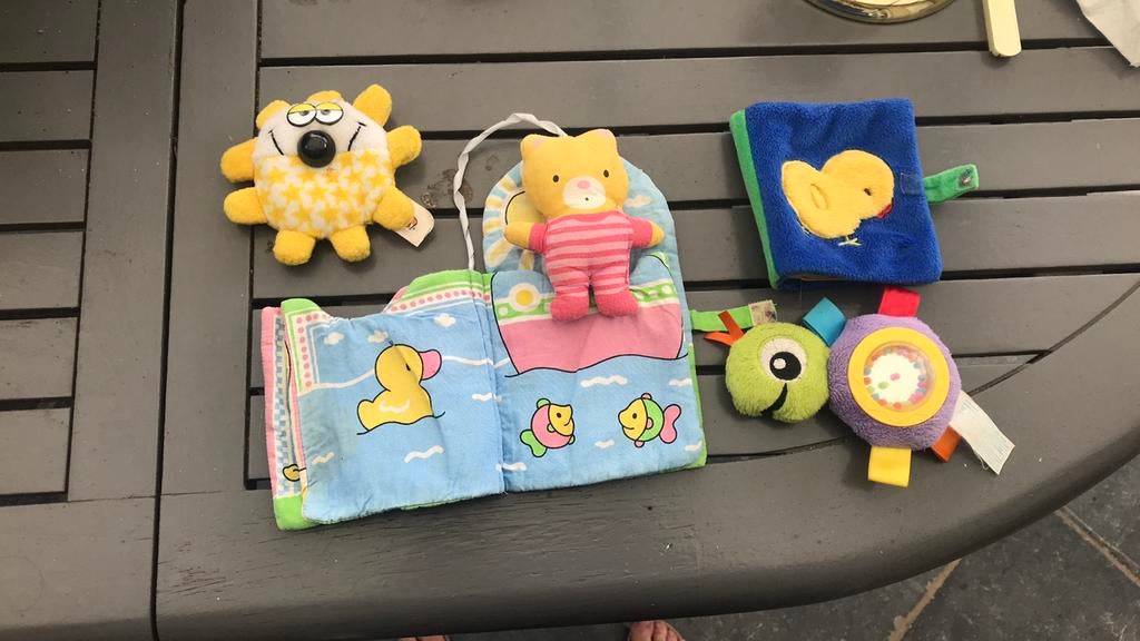 Babyspeelgoed uit te kiezen, Kinderen en Baby's, Speelgoed | Educatief en Creatief, Ophalen of Verzenden, Zo goed als nieuw