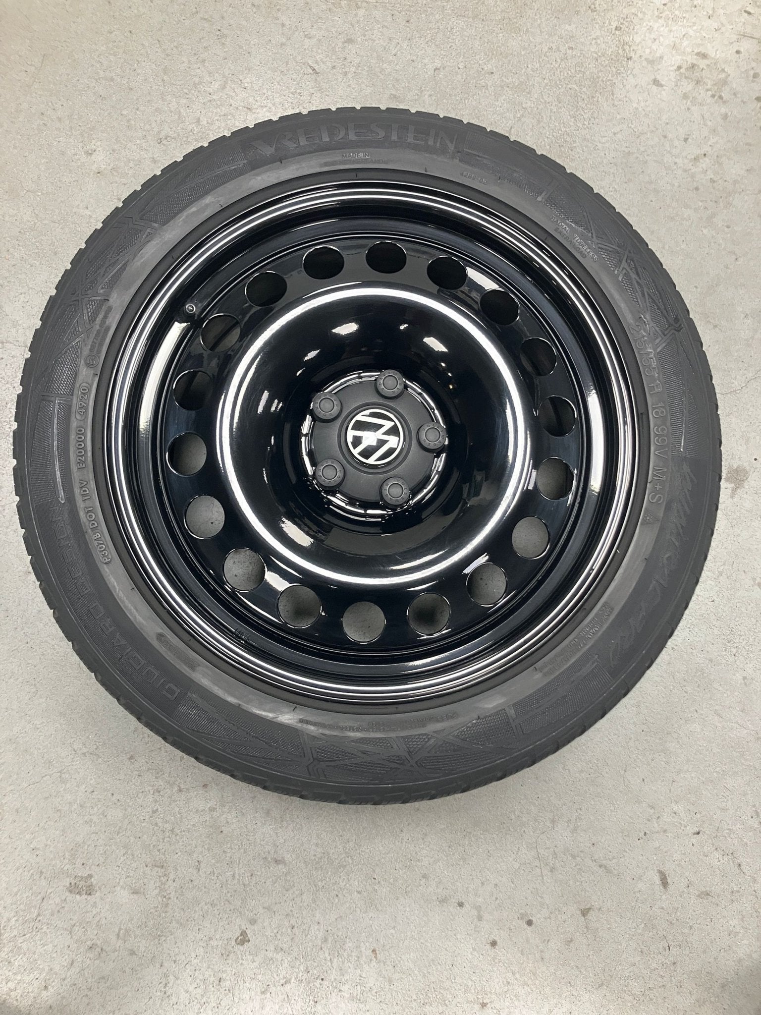 Winterset VW ID.3 18 inch met Vredestein 215/55R18 OEM, 18 inch, -, -, Banden en Velgen
