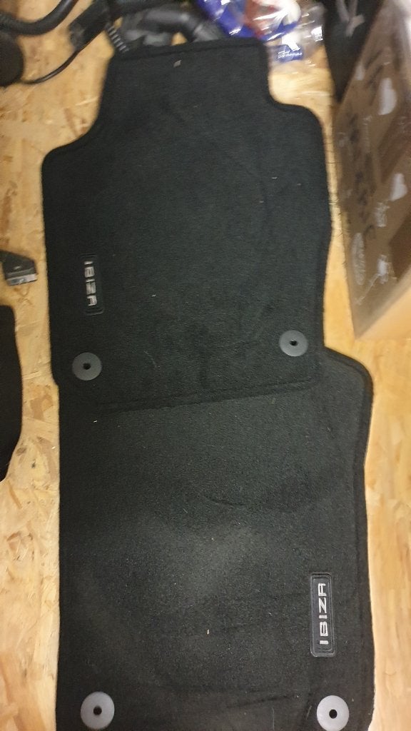 Tapis de sol pour Seat Ibiza, Enlèvement, Neuf