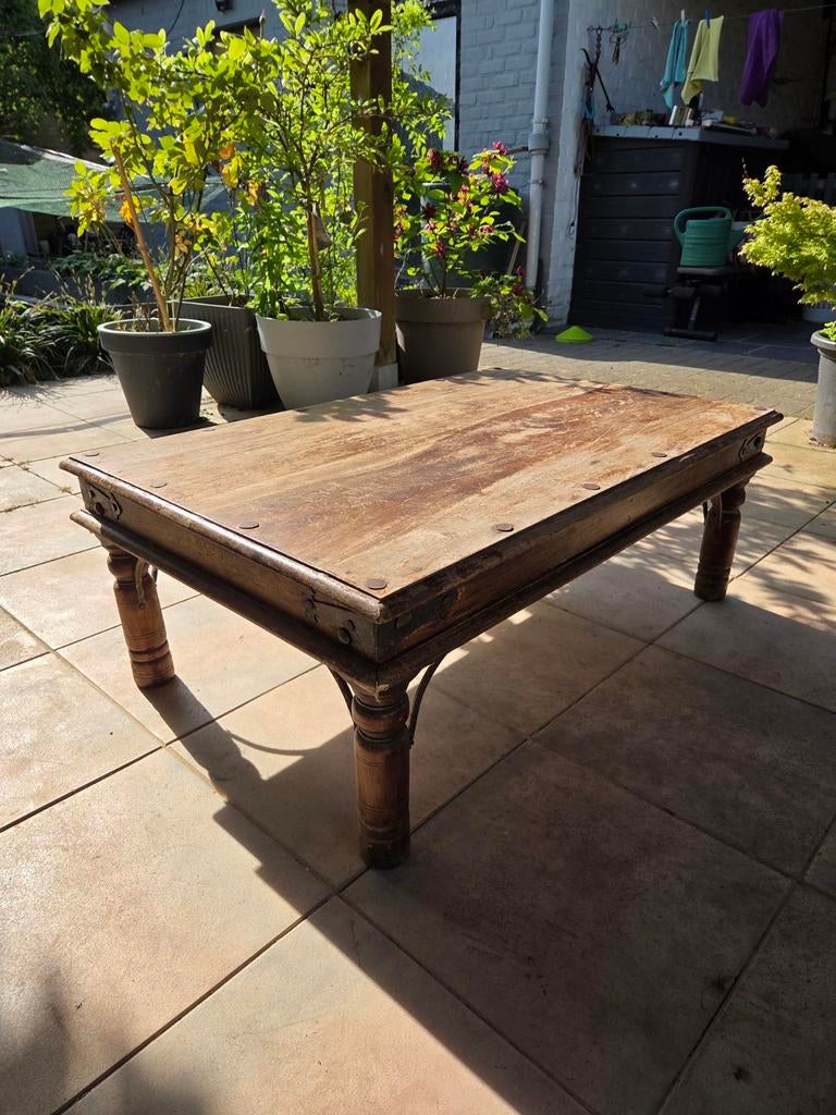 table basse, Enlèvement