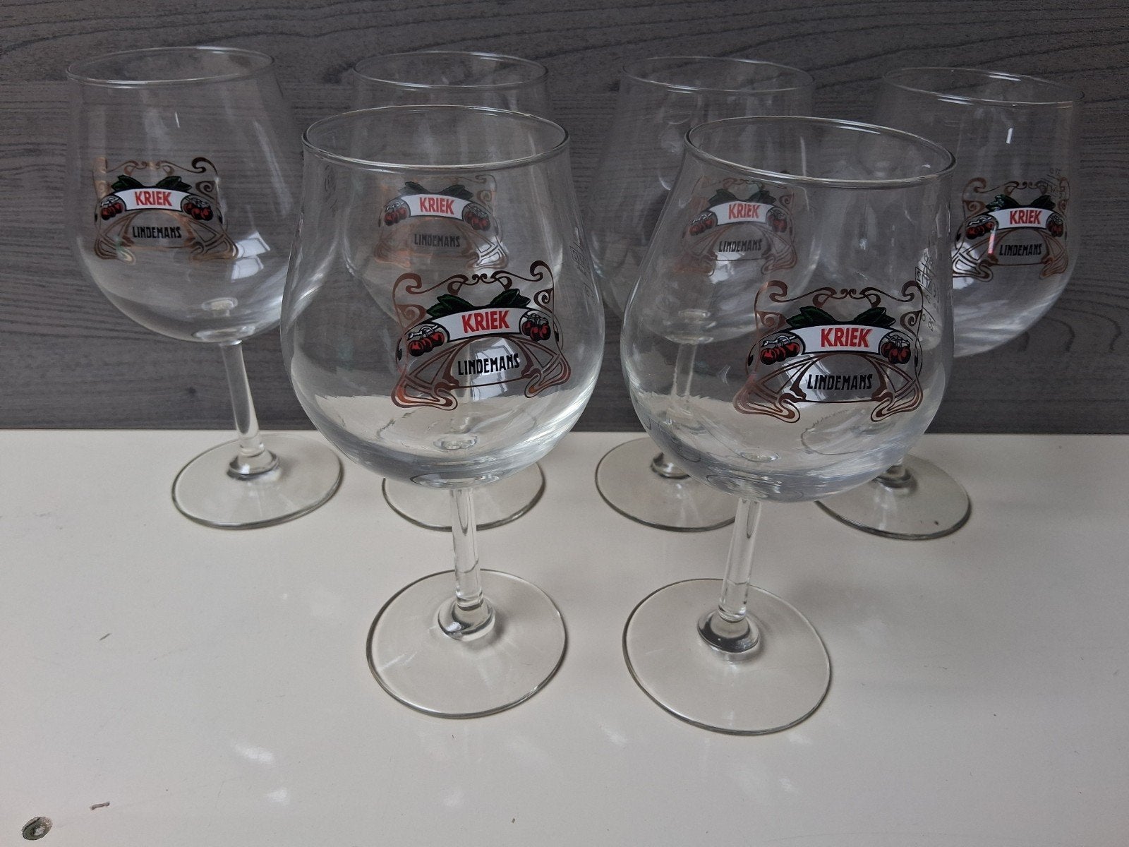 Kriek glazen, Enlèvement