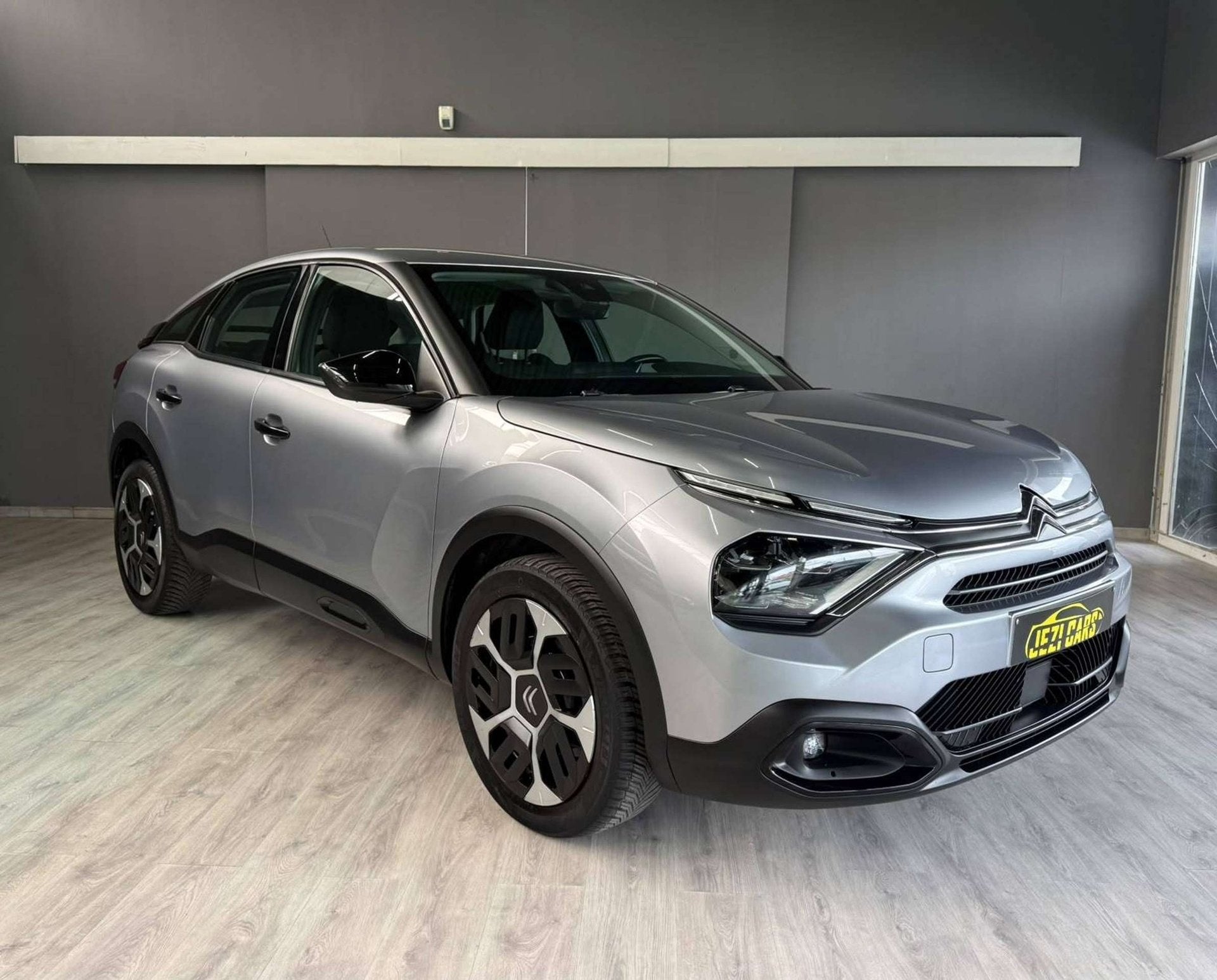 Citroen C4 C4 1.2L Feel S * 1ste Eigenaar * 1Jaar Garantie, Argent ou Gris, Achat, Entreprise, Boîte manuelle