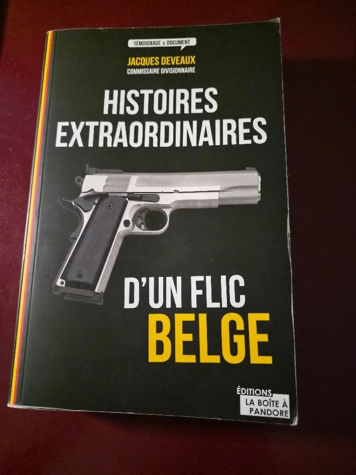 Livre policier, Livres, Enlèvement ou Envoi, Comme neuf