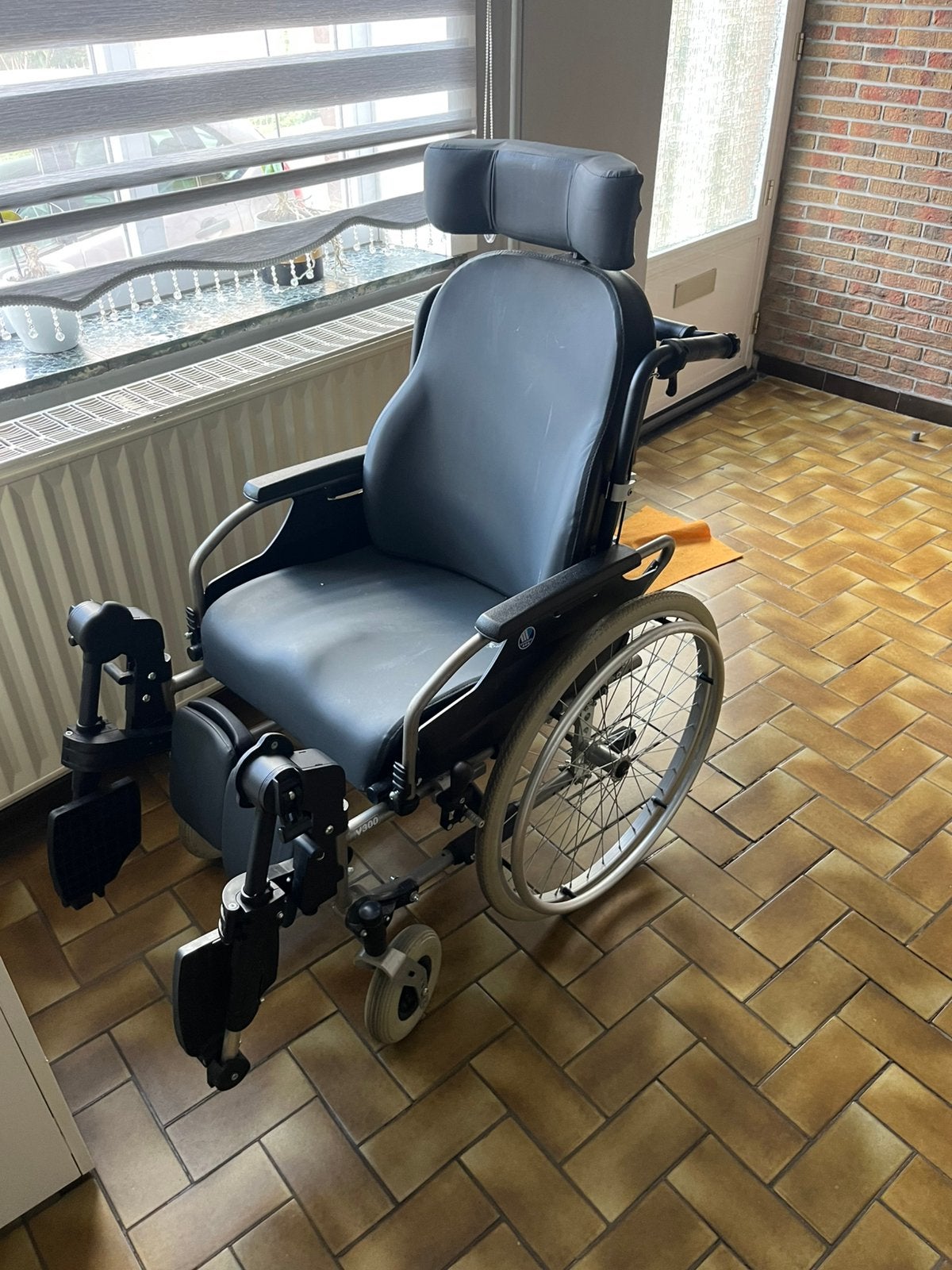Fauteuil roulant, Divers, Enlèvement, Pliant, Comme neuf, Fauteuil roulant à pousser