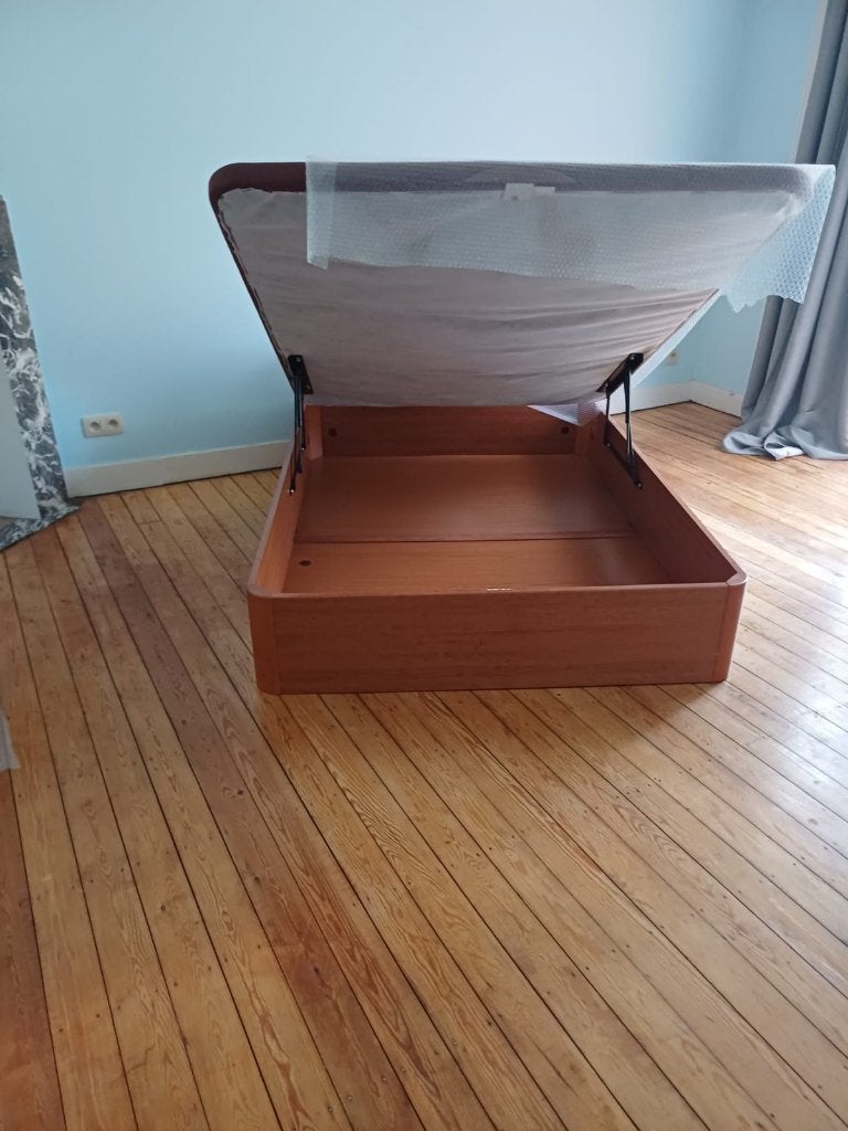 Lit coffre en bois avec sommier relevable – sans matelas, Autres dimensions, Comme neuf, Enlèvement, Deux personnes
