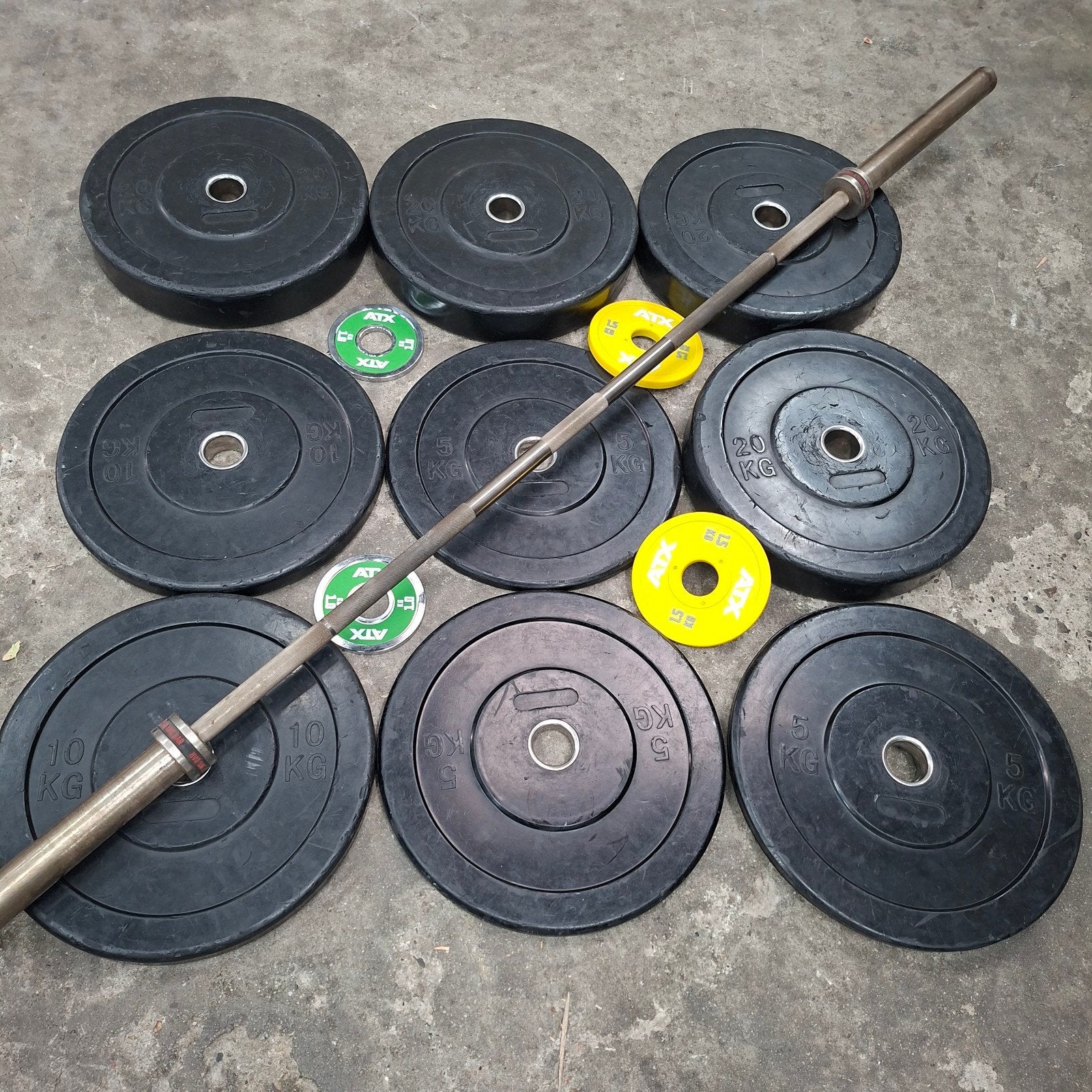 Olympische Bumper Plates Set + Atx Olympische Barbell 220cm, Ophalen