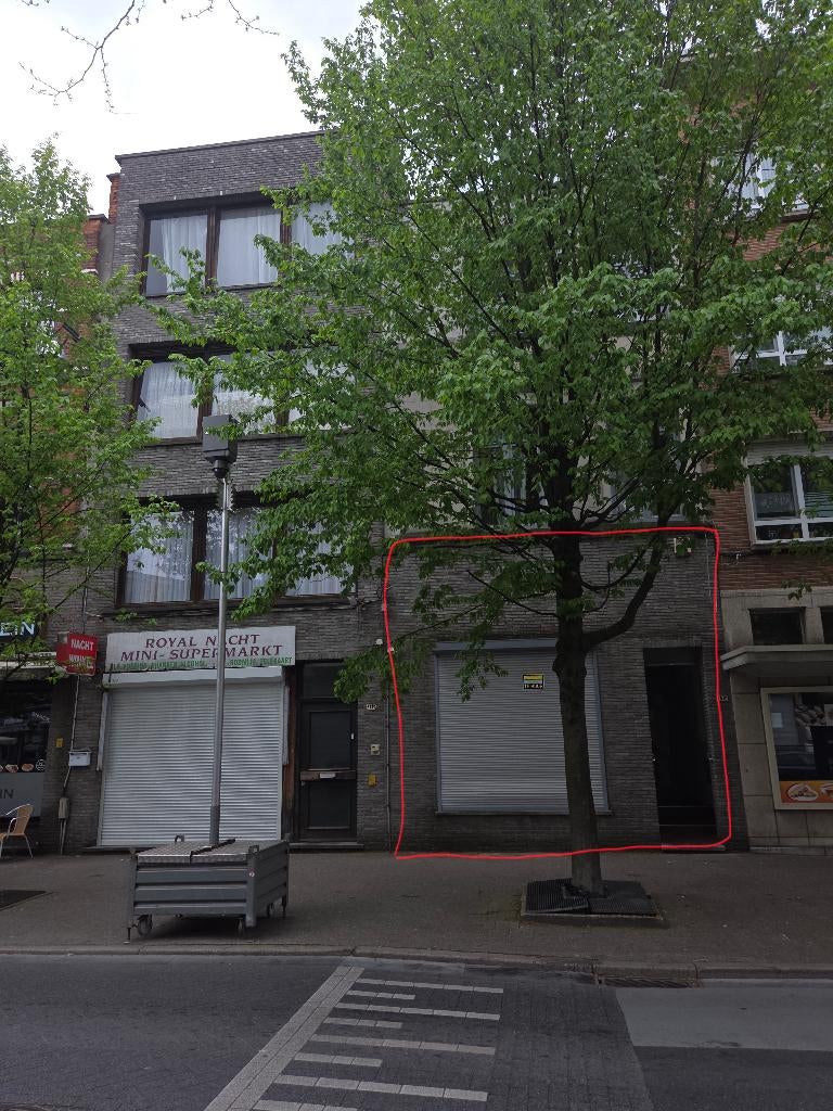 Handelspand te huur begin Abdijstraat–Toplocatie–190m²+tuin, 190 m², Huur, Bedrijfsruimte