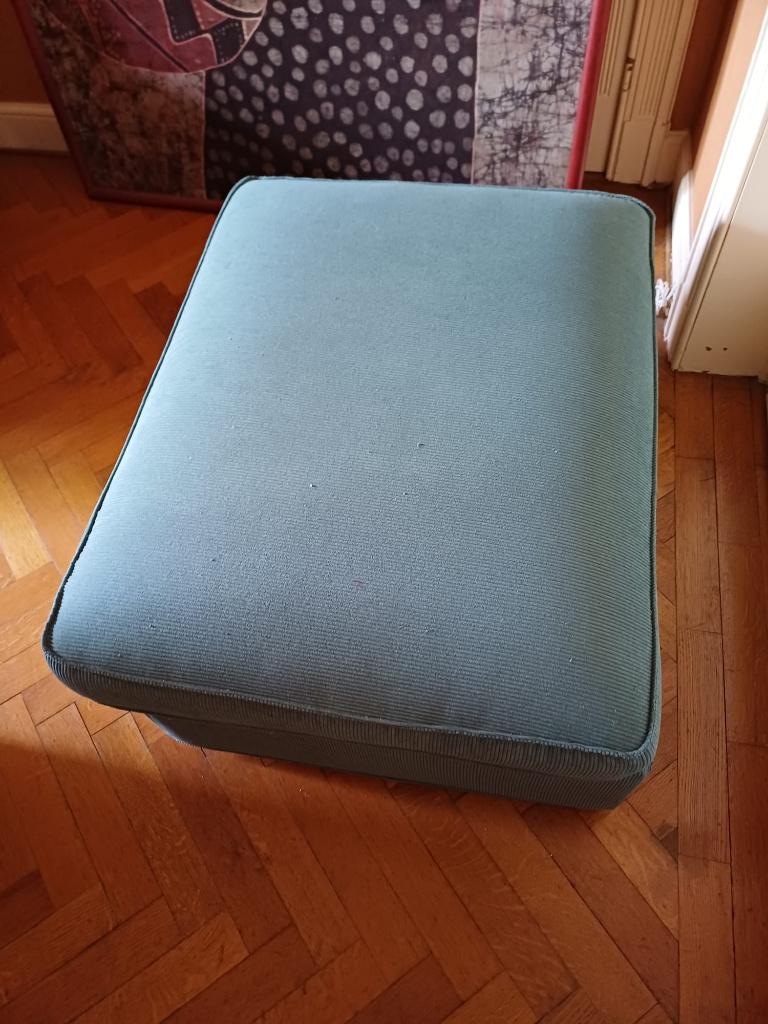 Velours poef, Huis en Inrichting, Ophalen, Gebruikt, 75 tot 100 cm, 75 tot 100 cm