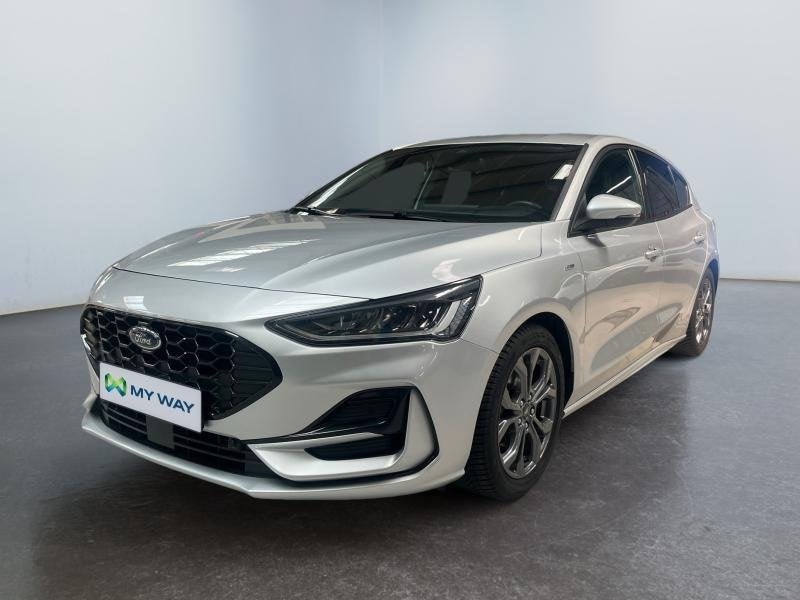 Ford Focus ST-Line | 1.0 Ecoboost 155 cv | GPS | Carplay | C, Argent ou Gris, Entreprise, Noir, 5 portes