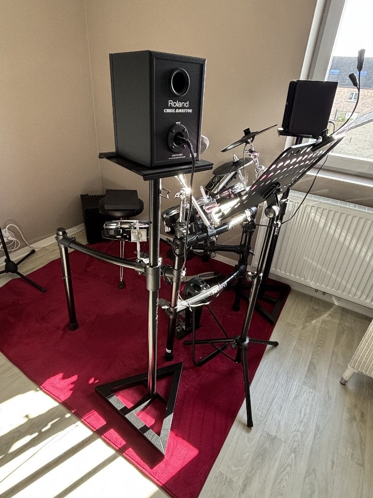 Roland Drum TD9 met 1 Woofer, 2 Boxen 2 steunen,  kruk, Mat, Muziek en Instrumenten, Ophalen, Zo goed als nieuw, Roland, Elektronisch